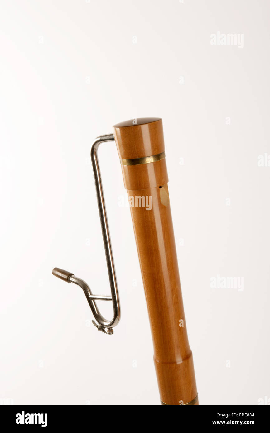 Bass recorder realizzato da Moeck, close-up di bocca il tubo e il giunto di testa Foto Stock