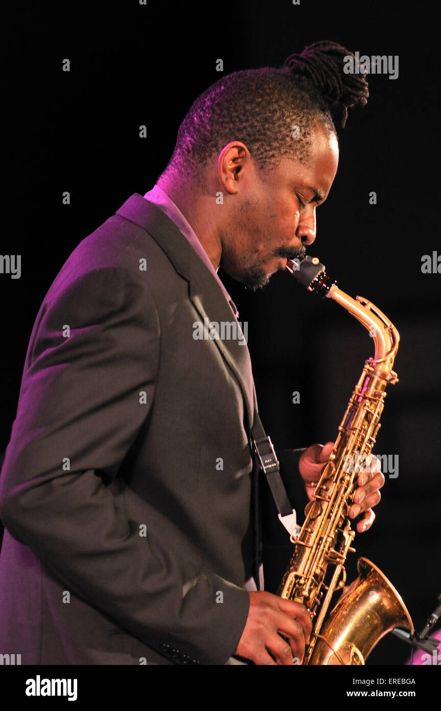 British sassofonista Jason Yarde fotografata al Cheltenham Jazz Festival. Jason è stato con il Jazz guerrieri e è Foto Stock