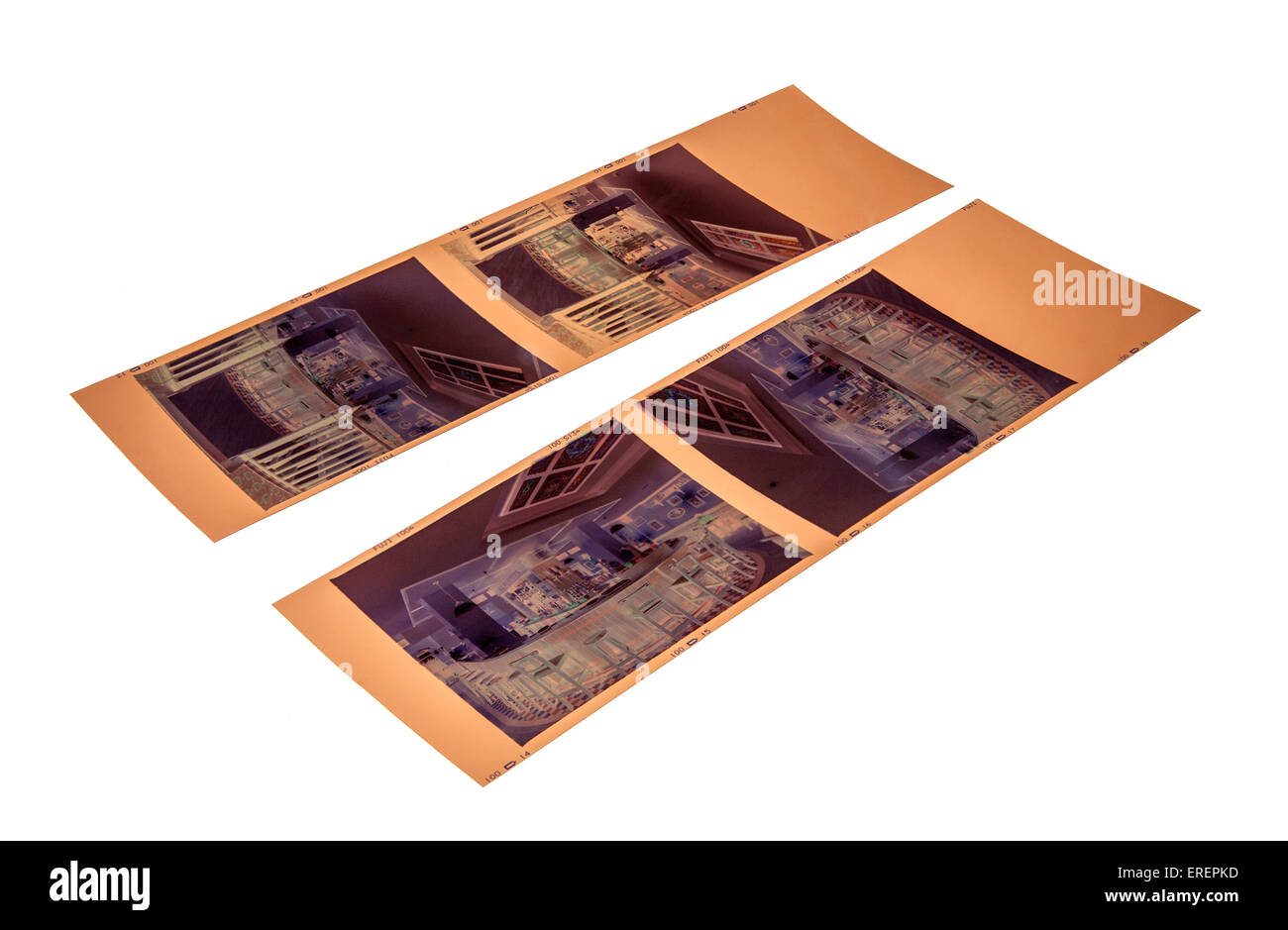 Strisce di 6x7 cm 'formato ideale' colore negativo su bianco, pellicola rollfilm da 120 mm Foto Stock