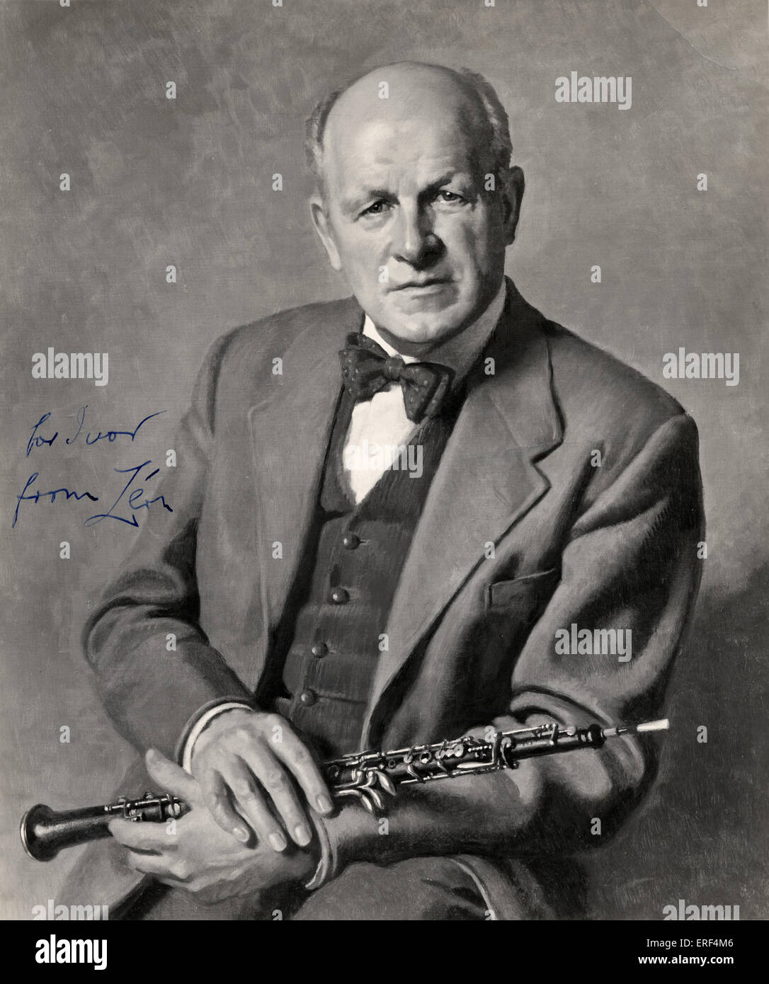 GOOSSENS, Leon - azienda oboe firmato ritratto. Riproduzione fotografica di pittura. Oboista Inglese, 1897-1988. Foto Stock