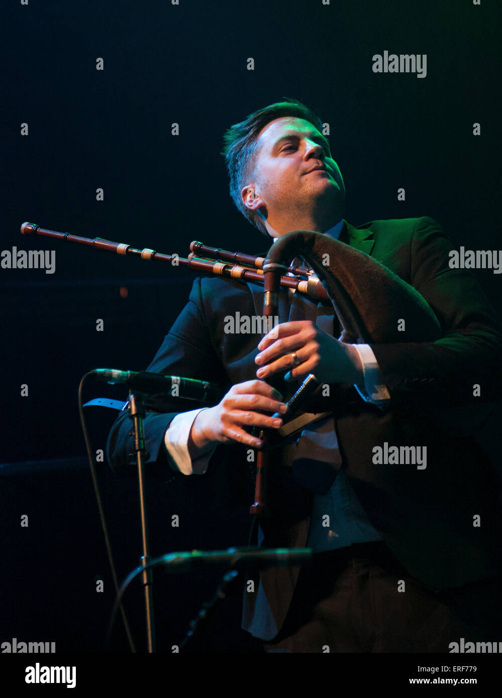Finlay MacDonald eseguita presso il Celtic Connections xx concerto celebrativo, Royal Concert Hall Glasgow Gennaio 2013. Egli è stato Foto Stock