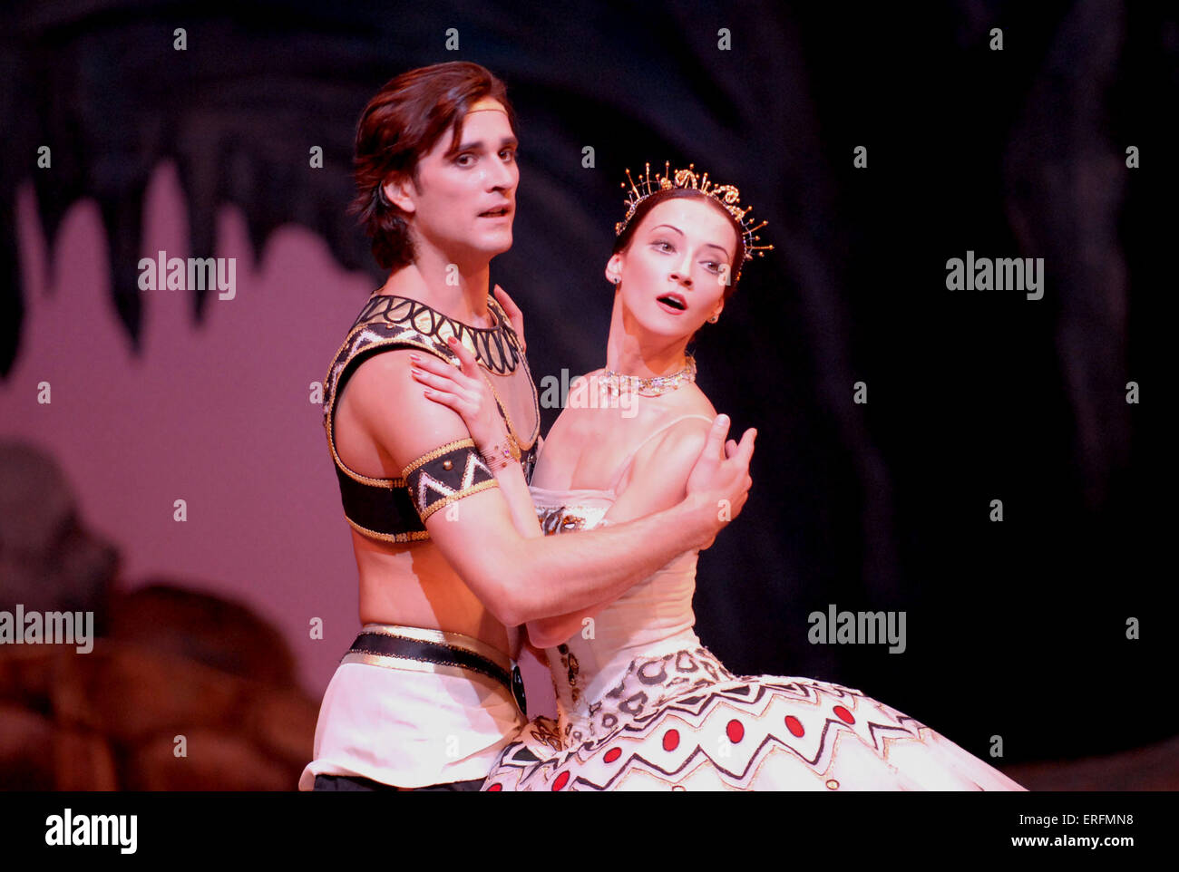 I faraoni figlia - un Bolshoi Ballet produzione con Svetlana Lunkina e Ruslan Skvortsovt presso la Royal Opera House, Foto Stock