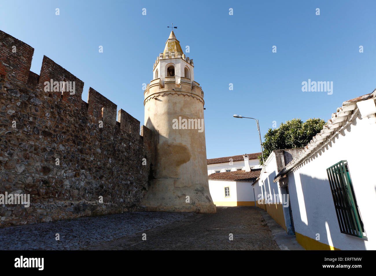 Alentejo un bellissimo interno regione portoghese con grandi scene rurali e città vecchia storia scoprire. Foto Stock