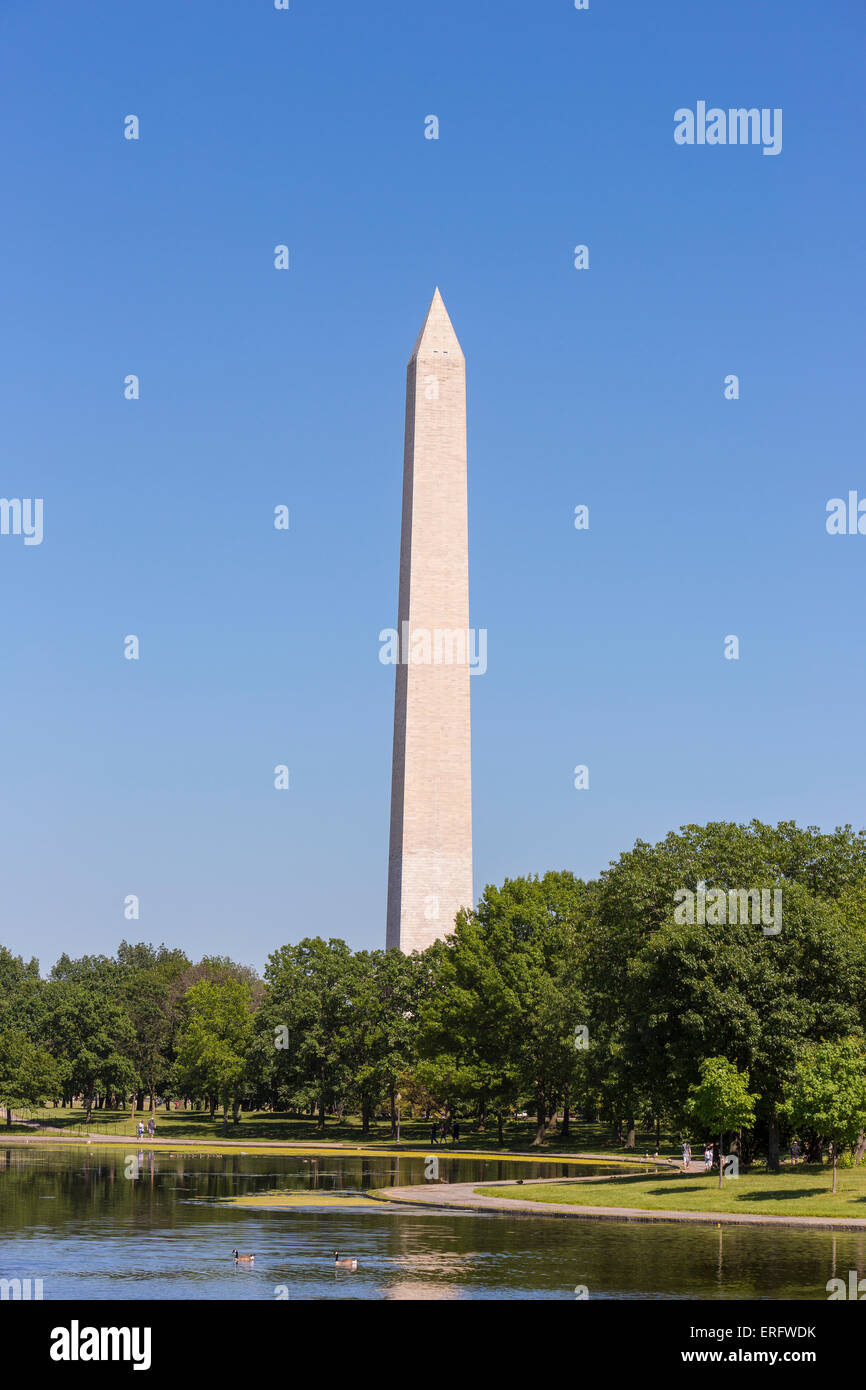 WASHINGTON, DC, Stati Uniti d'America - il Monumento a Washington e di costituzione dei giardini. Foto Stock