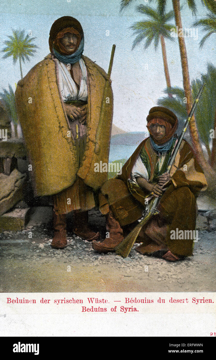 Bedouin uomini dalla Siria con fucili a canna rigata. I beduini. Cartolina da primi 1900s. Foto Stock