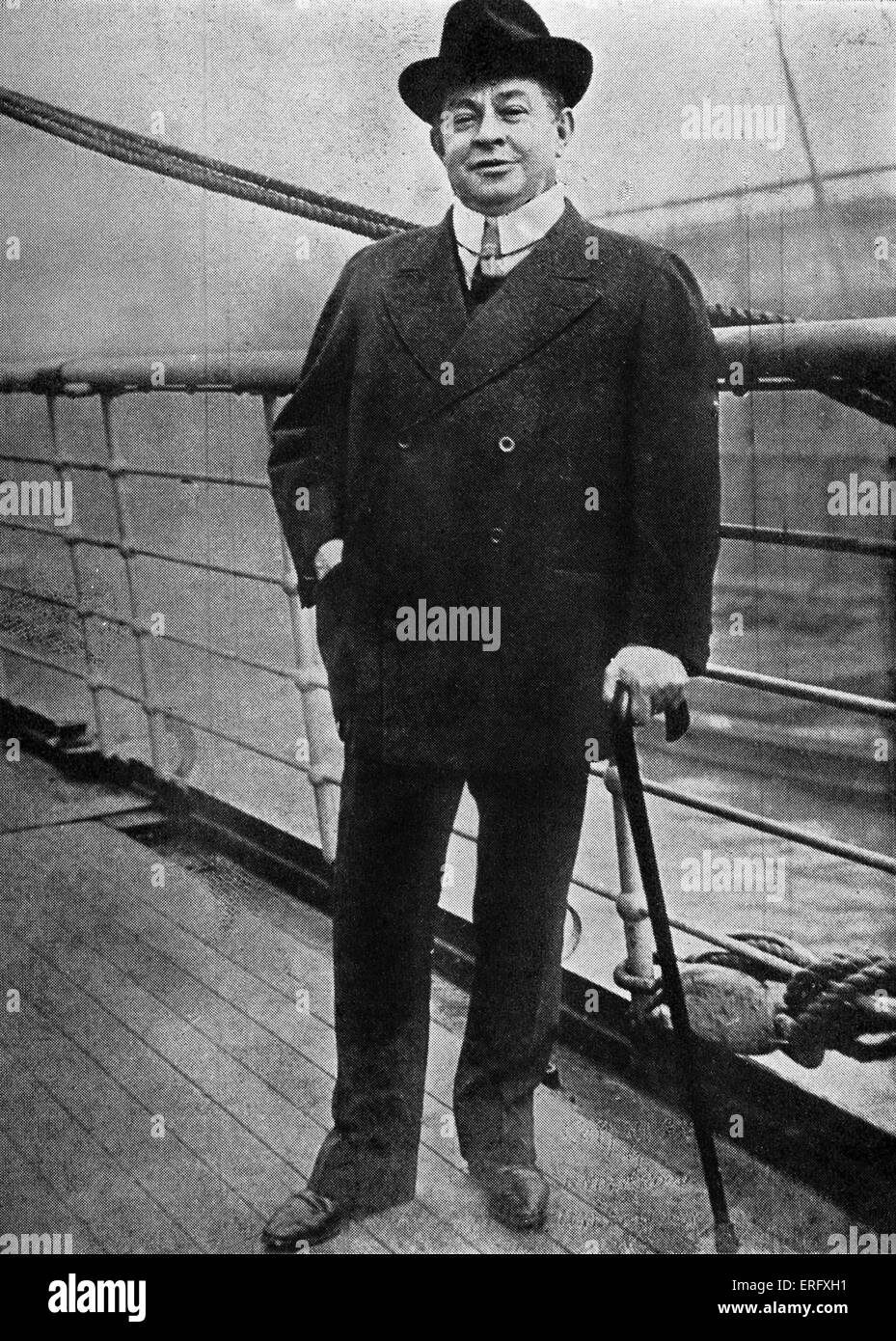 Charles Frohman, ultima fotografia prima di morire nel naufragio del RMS Lusitania, un lusso britannico ocean liner. Il Lusitania è stato silurato dal sommergibile tedesco U-20 del 7 maggio 1915. CF: American produttore teatrale, 15 Luglio 1856 - 7 maggio 1915. Foto Stock