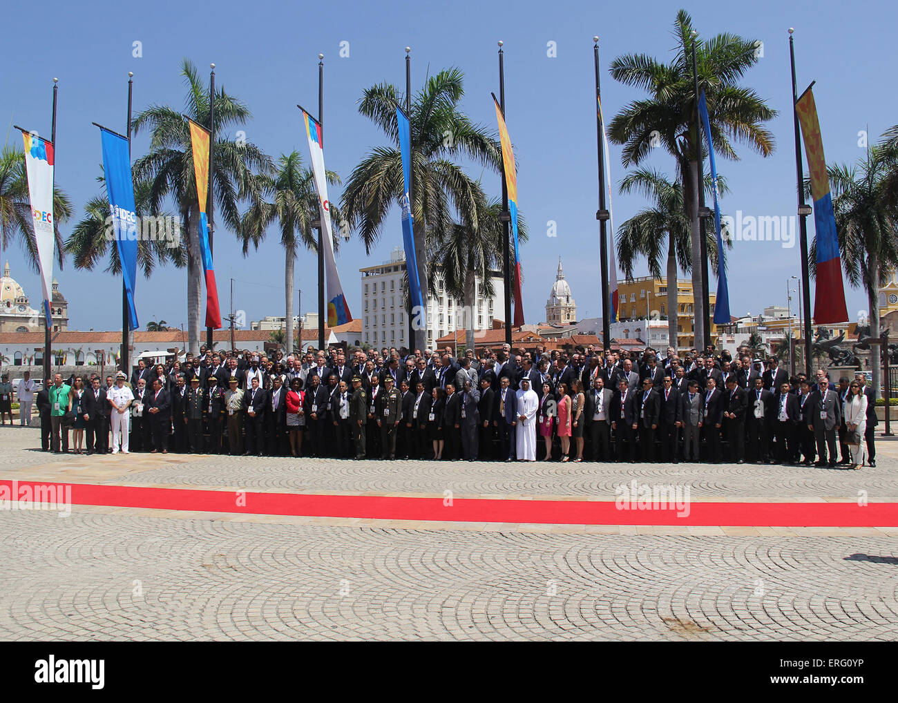 Cartagena, Colombia. 2 Giugno, 2015. I delegati di 127 paesi e regioni prendere parte alla cerimonia di apertura del 32th International Drug Enforcement Conference (IDEC), nella città di Cartagena, Colombia, il 2 giugno 2015. La conferenza si svolgerà da giugno 2-4. © Edelmiro Franco/NOTIMEX/Xinhua/Alamy Live News Foto Stock