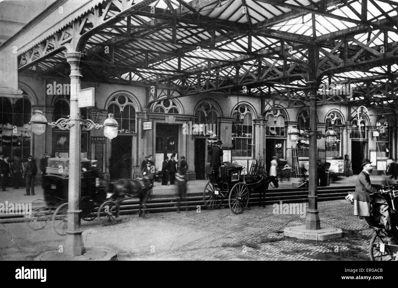 Stazione ferroviaria di Waterloo a Londra, 1900 Foto Stock