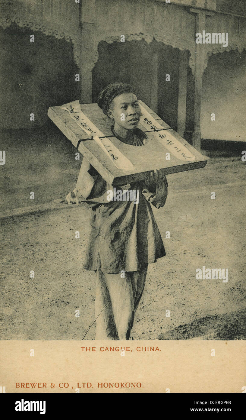 Donna che indossa un cangue, un dispositivo per la Pubblica umiliazione e punizioni corporali. Un tipico cangue sarebbe costituita da un grande, Foto Stock