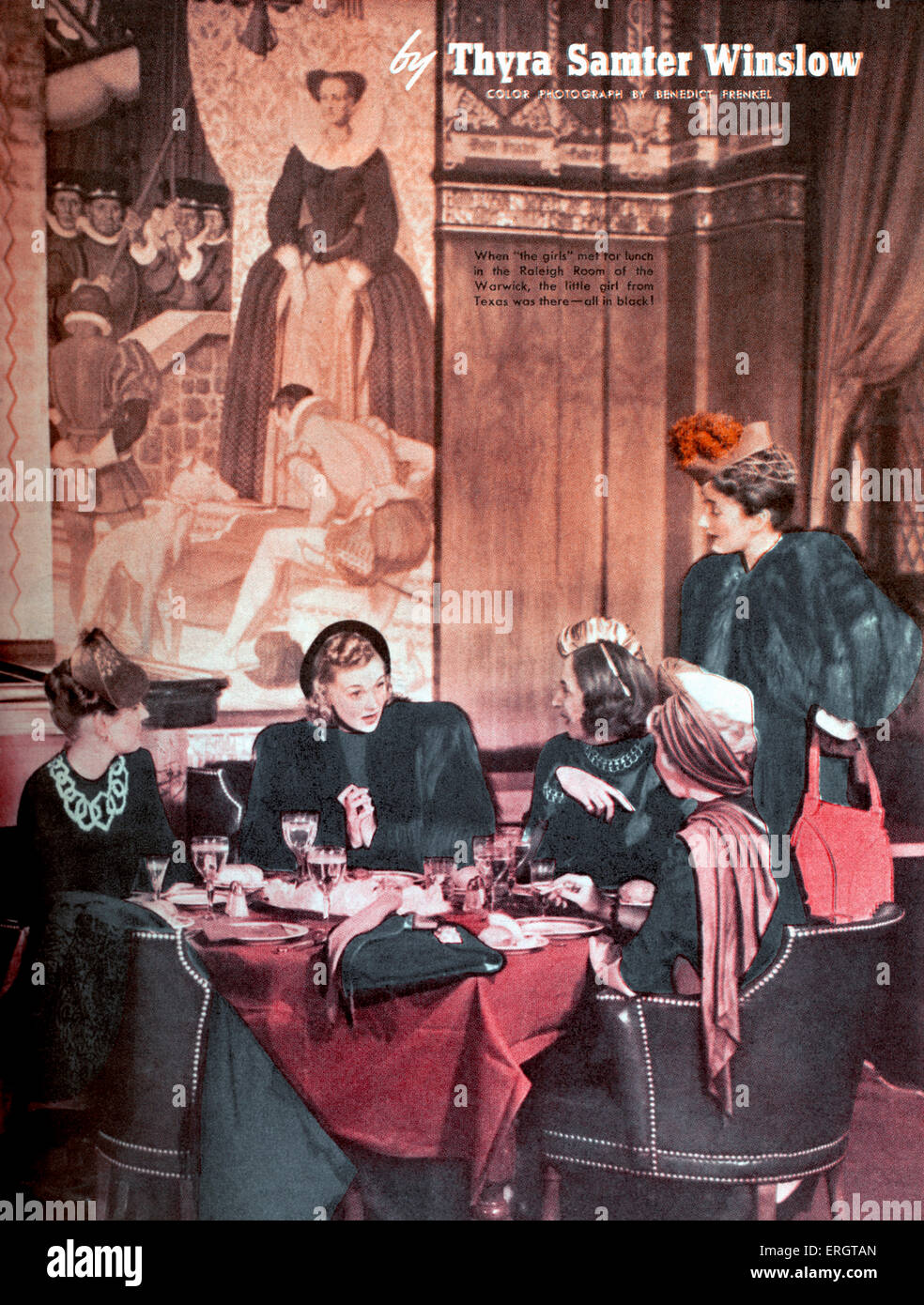 New York. Hotel il pranzo con 4 donne aventi il pranzo negli anni Trenta . Breve storia foto foto di piombo da Cosmopolitan Magazine Foto Stock