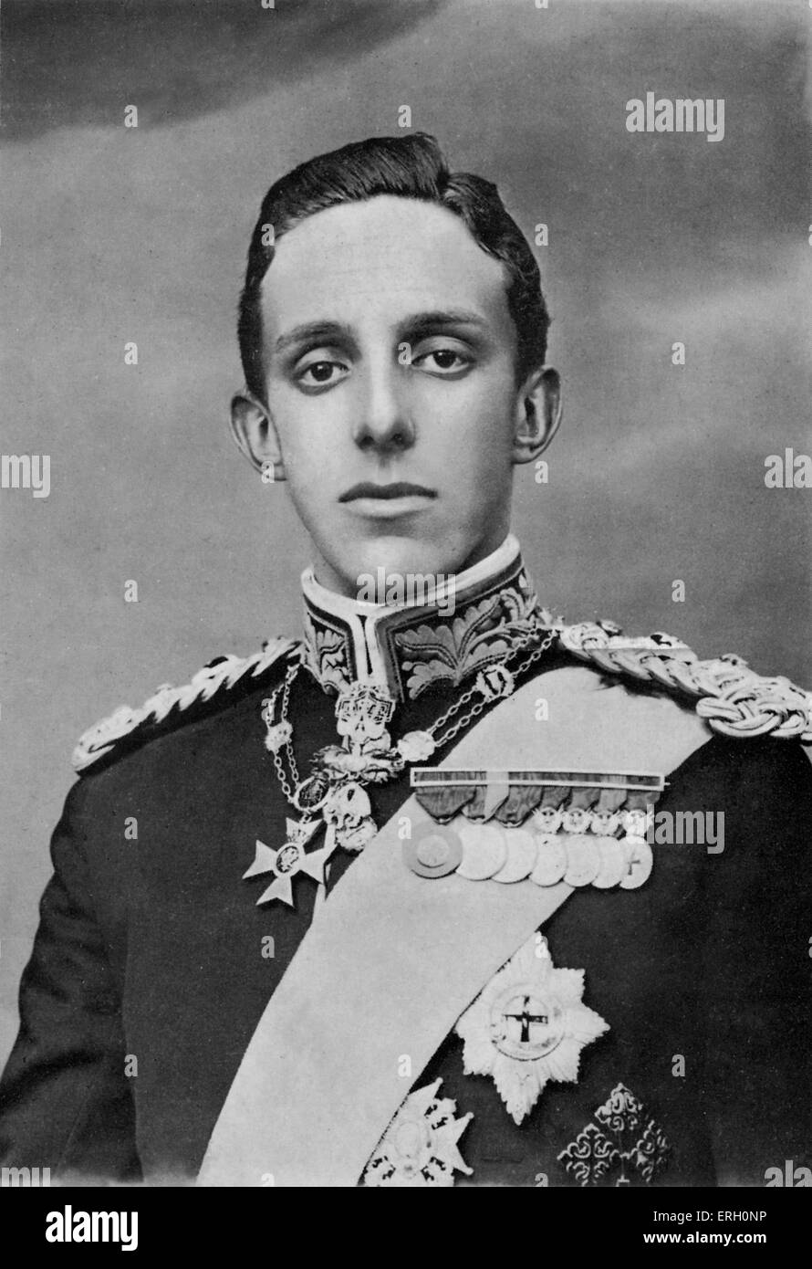 Alfonso XIII, ( 17 maggio 1886 - 28 febbraio 1941), H.M. Il Re di Spagna. Figlio postumo di Alfonso XII di Spagna, fu proclamato re alla sua nascita. Egli regnò dal 1886 al 1931. Sua madre, la Regina Maria Cristina, è stato nominato reggente durante la sua minoranza. Nel 1902, al raggiungimento del suo sedicesimo anno il re ha assunto il controllo di stato. Foto Stock