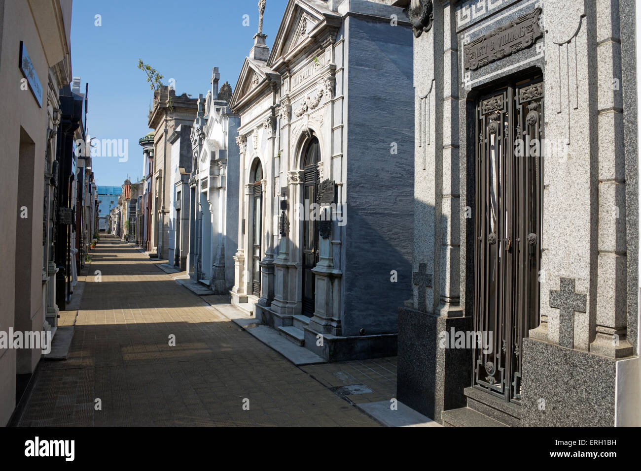 Riga di mausolei del cimitero di Recoleta Buenos Aires Argentina Foto Stock