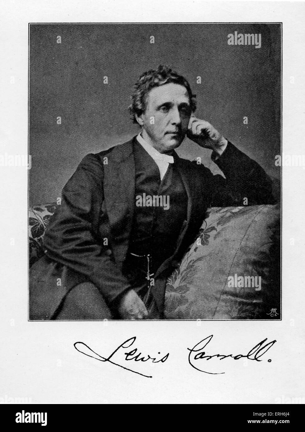 Lewis Carroll - ritratto. (Vero nome del Reverendo Charles Lutwidge Dodgson) Inglese autore: 27 gennaio 1832 - 14 gennaio 1898. Con Foto Stock