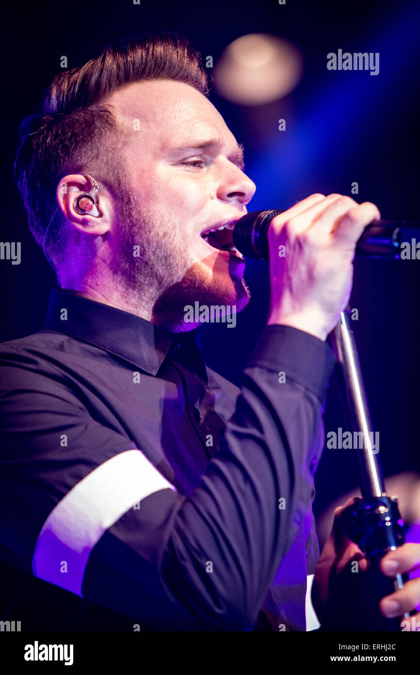 Milano Italia. 2 Giugno, 2015. Il cantante inglese/cantautore OLLY MURS esegue dal vivo presso il club della musica Fabrique durante il 'Non è mai stata migliore Tour 2015' Credit: Rodolfo Sassano/Alamy Live News Foto Stock