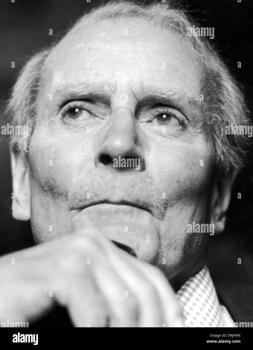 Signore Laurence Olivier al Garrick Club di annunciare la sua nuova serie TV. Il 7 dicembre 1981. Foto Stock