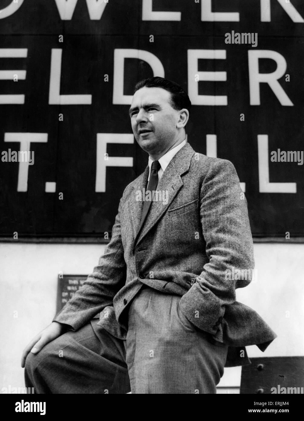 Warwickshire County Cricket Club segretario Leslie Deakins. Agosto 1951. Foto Stock