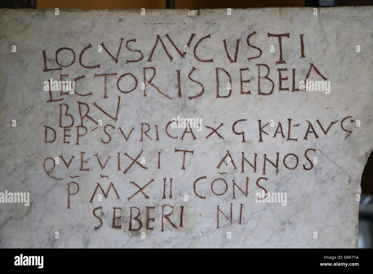 Lapide romana. Dei primi cristiani. Epitaffio. Iscrizione in latino. Musei Vaticani. 3a-4a secolo. Foto Stock