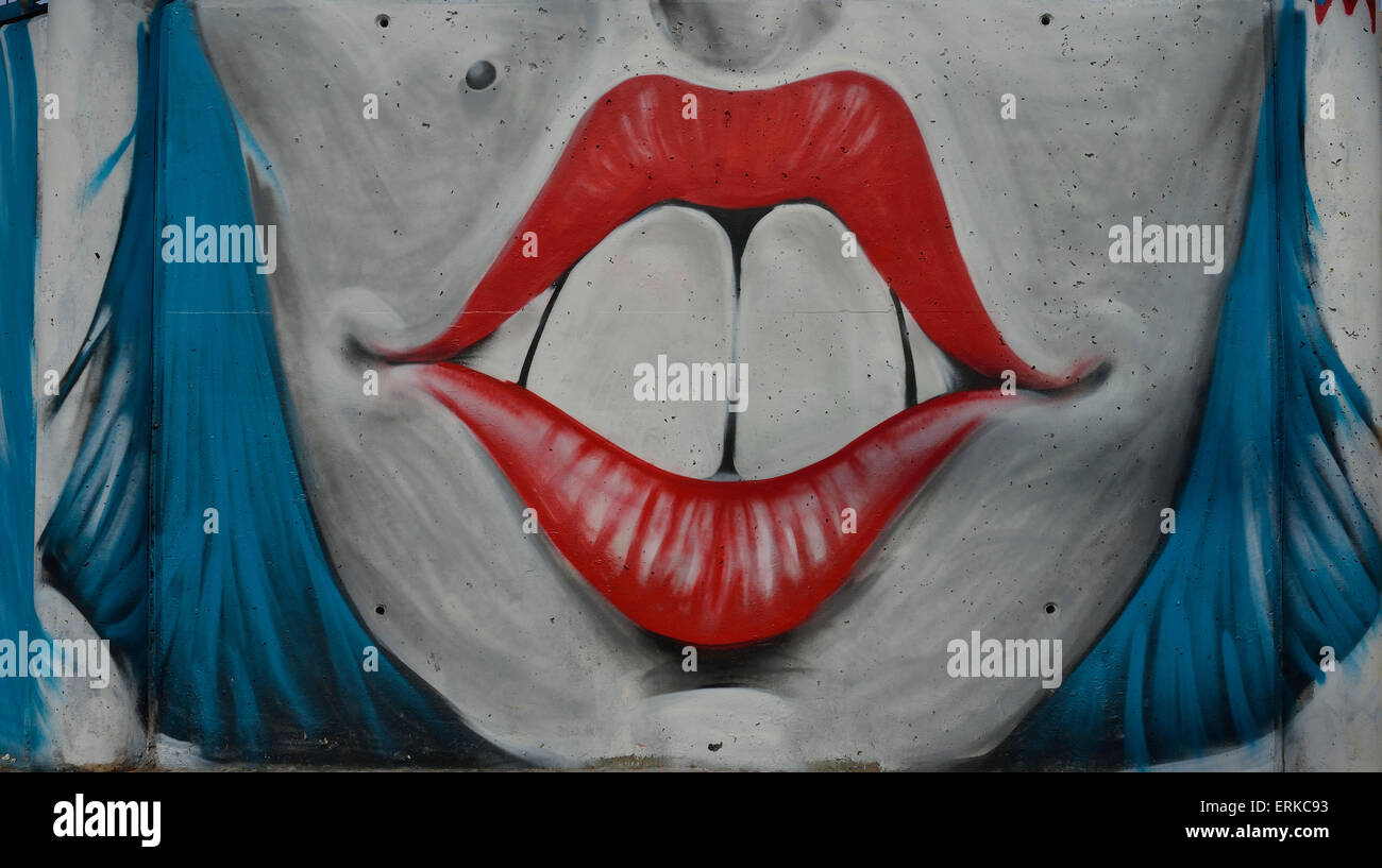 Graffito, bocca, la città di Ibiza, Ibiza, Isole Baleari, Spagna Foto Stock