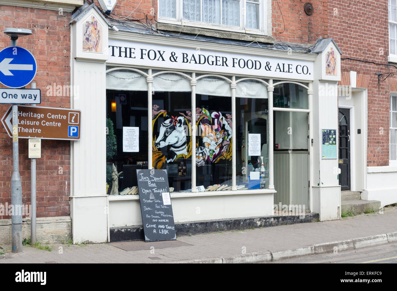 La Fox & Badger Food & Ale Co in Bromyard, Worestershire Foto Stock