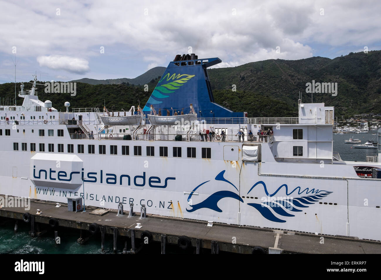 Traghetto Interislander a Picton Harbour prima di salpare per l'Isola del nord, Nuova Zelanda. Foto Stock