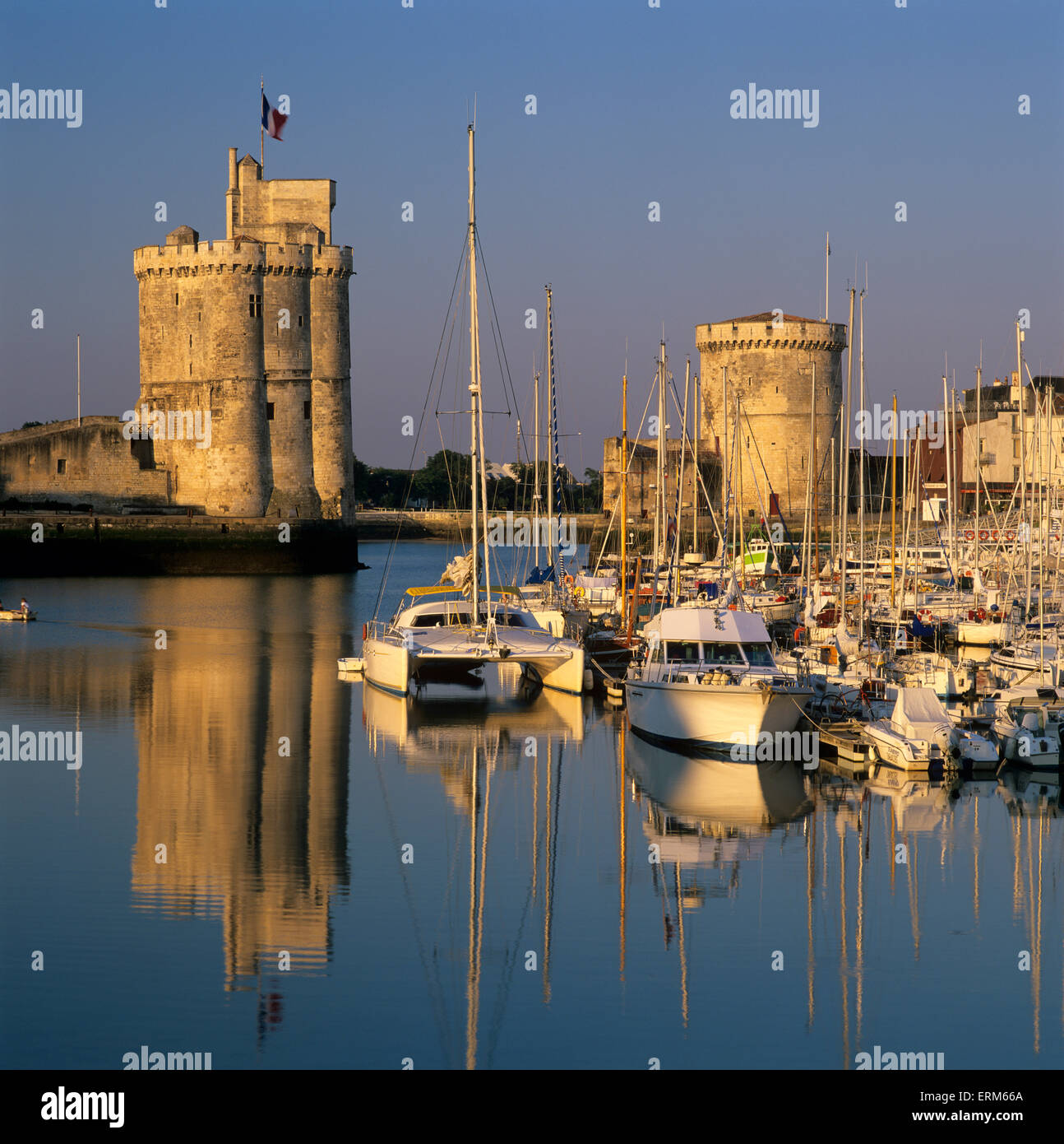 Il vecchio porto di La Rochelle, Charente-Maritime, Poitou-Charentes, Francia, Europa Foto Stock