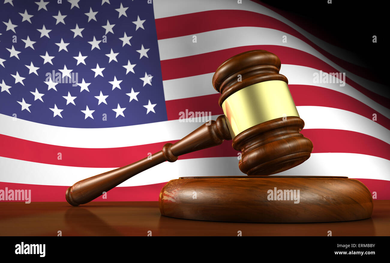 Stati Uniti d'America il diritto e la giustizia degli Stati Uniti d'America concetto con un martello e la bandiera degli Stati Uniti. Foto Stock