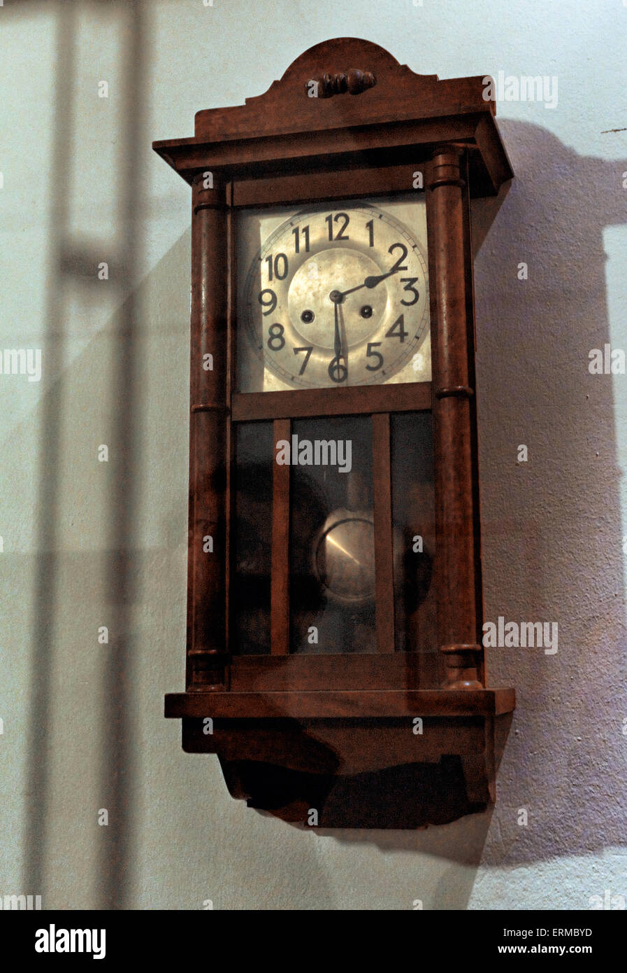 Puglia San Giovanni Rotondo il santuario di san Pio - Orologio fermo nell  ora della morte di San Pio Foto stock - Alamy