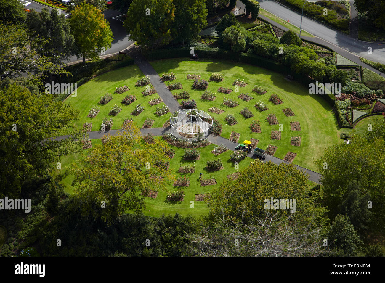 Giardino di Rose, Hamilton il lago di dominio, Hamilton, Waikato, Isola del nord, Nuova Zelanda - aerial Foto Stock