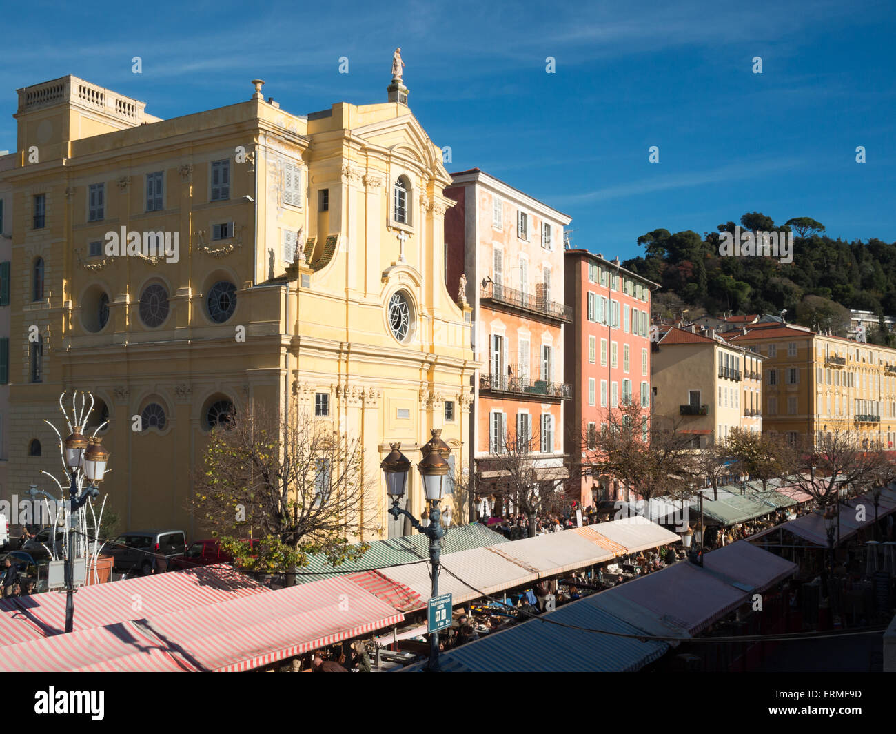 Il Marché aux Fleurs a Nizza la Vieille Ville Foto Stock