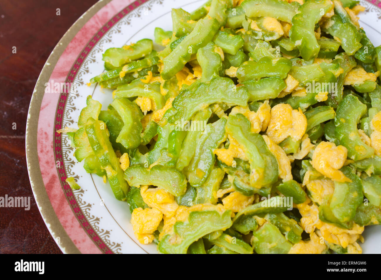 Saltate in padella gourd Amaro con uovo Stock Photo Foto Stock