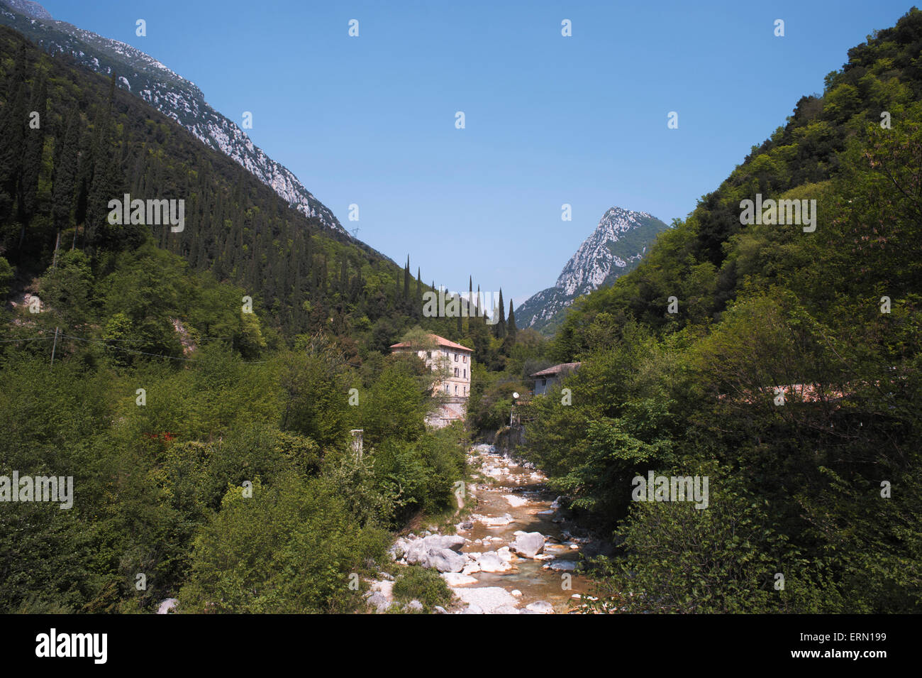 Toscolano Maderno - Valle delle Cartiere - un sentiero vicino al lago di garda Foto Stock