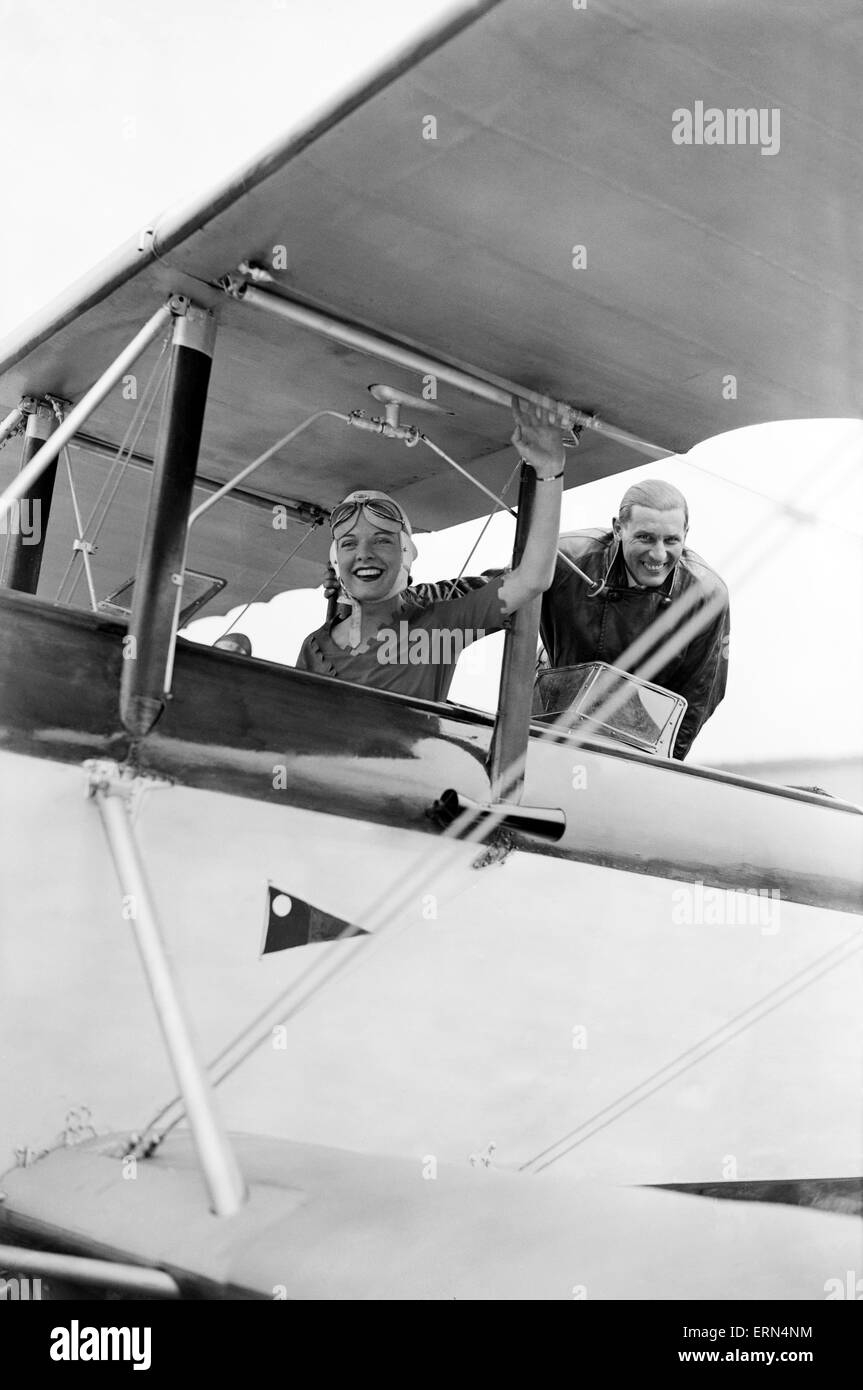 Miss Southwick a un raduno di piloti provenienti da 16 paesi si riuniscono all'aerodromo di Heston Ist Settembre 1932 Foto Stock