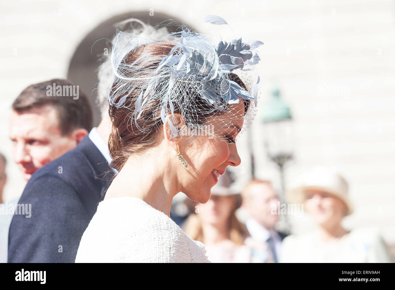 Copenhagen, Danimarca, 5 maggio, 2015: Danish Crown Princess Maria il suo cammino in Parlamento in cui lei e la Famiglia Reale partecipa alla celebrazione della costituzione danese di giorno e il centesimo anniversario della il suffragio femminile in Danimarca Credito: OJPHOTOS/Alamy Live News Foto Stock