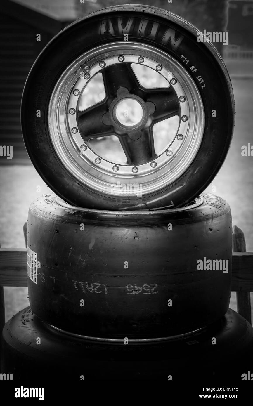 Stack di pneumatico delle slick al motor racing event. Foto Stock
