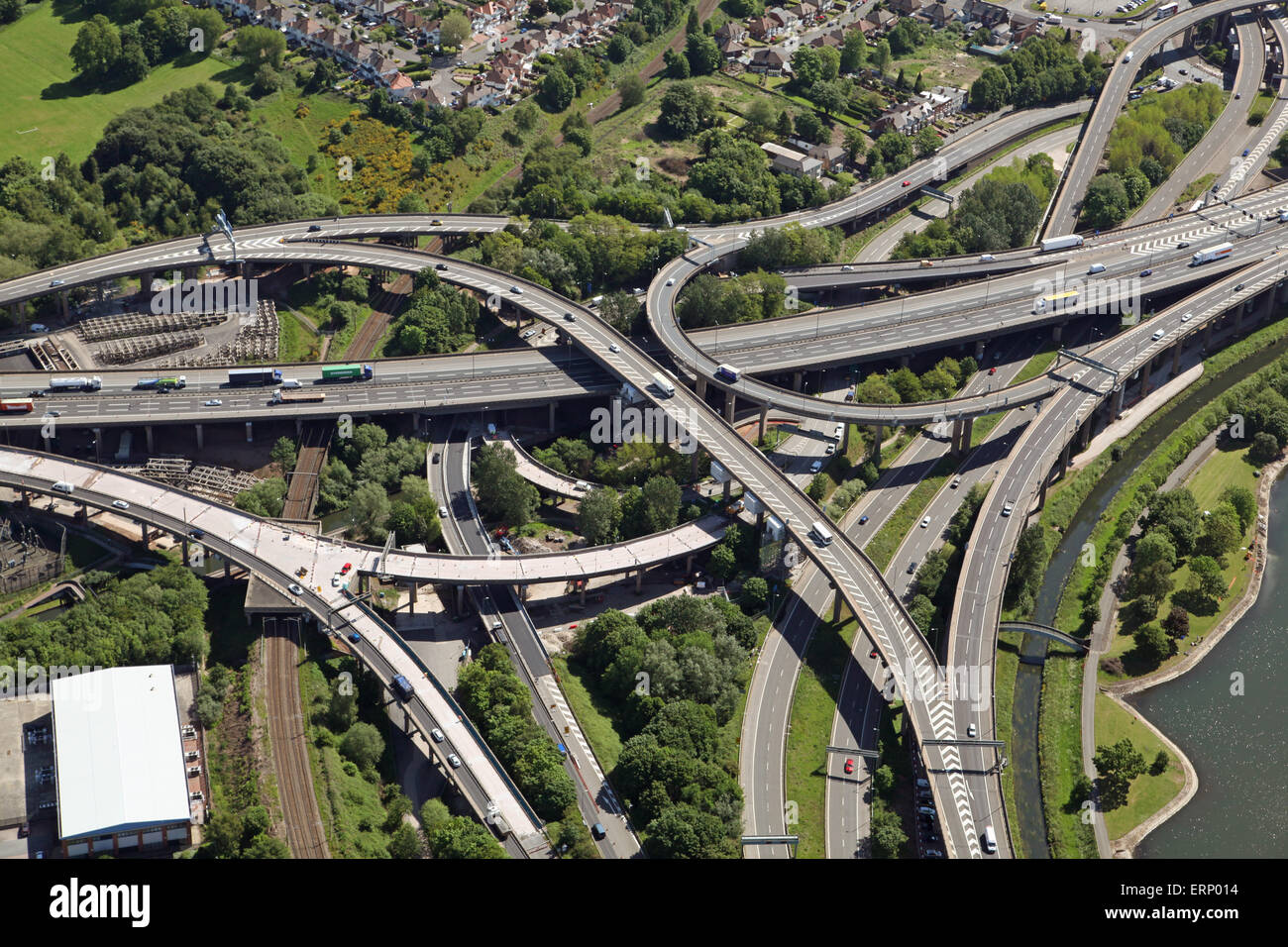 Vista aerea della giunzione di spaghetti alla rete stradale a ghiaiosi Hill, Birmingham, Regno Unito Foto Stock