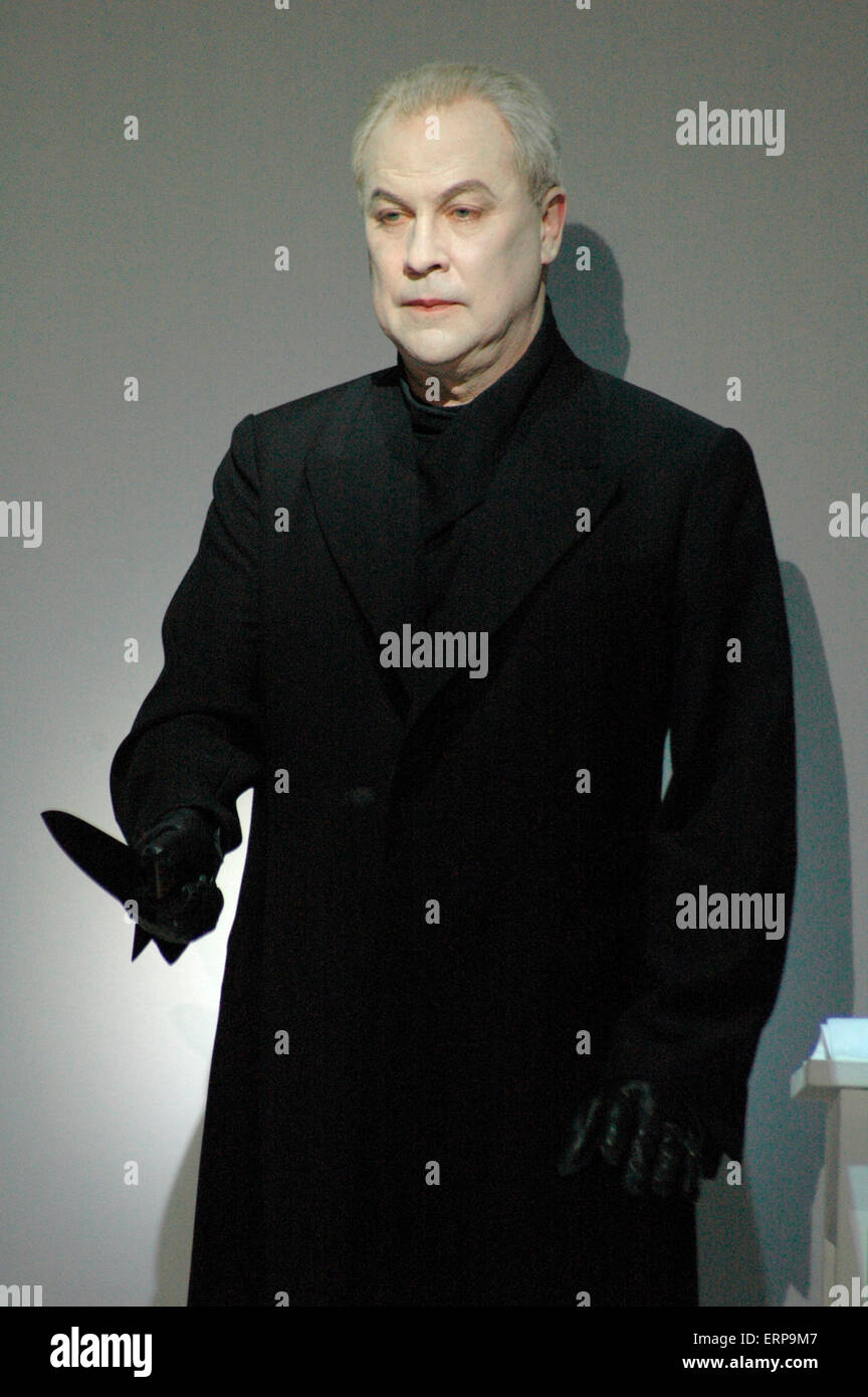 Agosto 30, 2006 - BERLINO: Robert Wilson durante una prova del gioco di opera "l'assassinio da 'Deafman sintesi', Staatsoper Unter Foto Stock