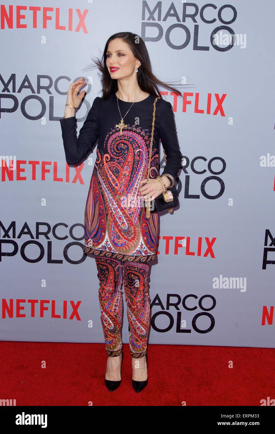 New York premiere di 'Marco Polo' a AMC Lincoln Square - Arrivi con: Georgina Chapman dove: la città di New York, New York, Stati Uniti quando: 02 Dic 2014 Credit: Alberto Reyes/WENN.com Foto Stock