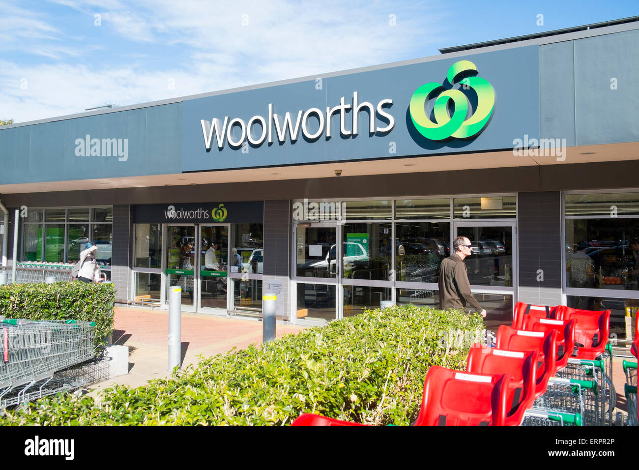 Australian woolworths supermarket store di Avalon su Sydney's spiagge settentrionali, woolworths è un rivenditore nazionale di generi alimentari. Foto Stock