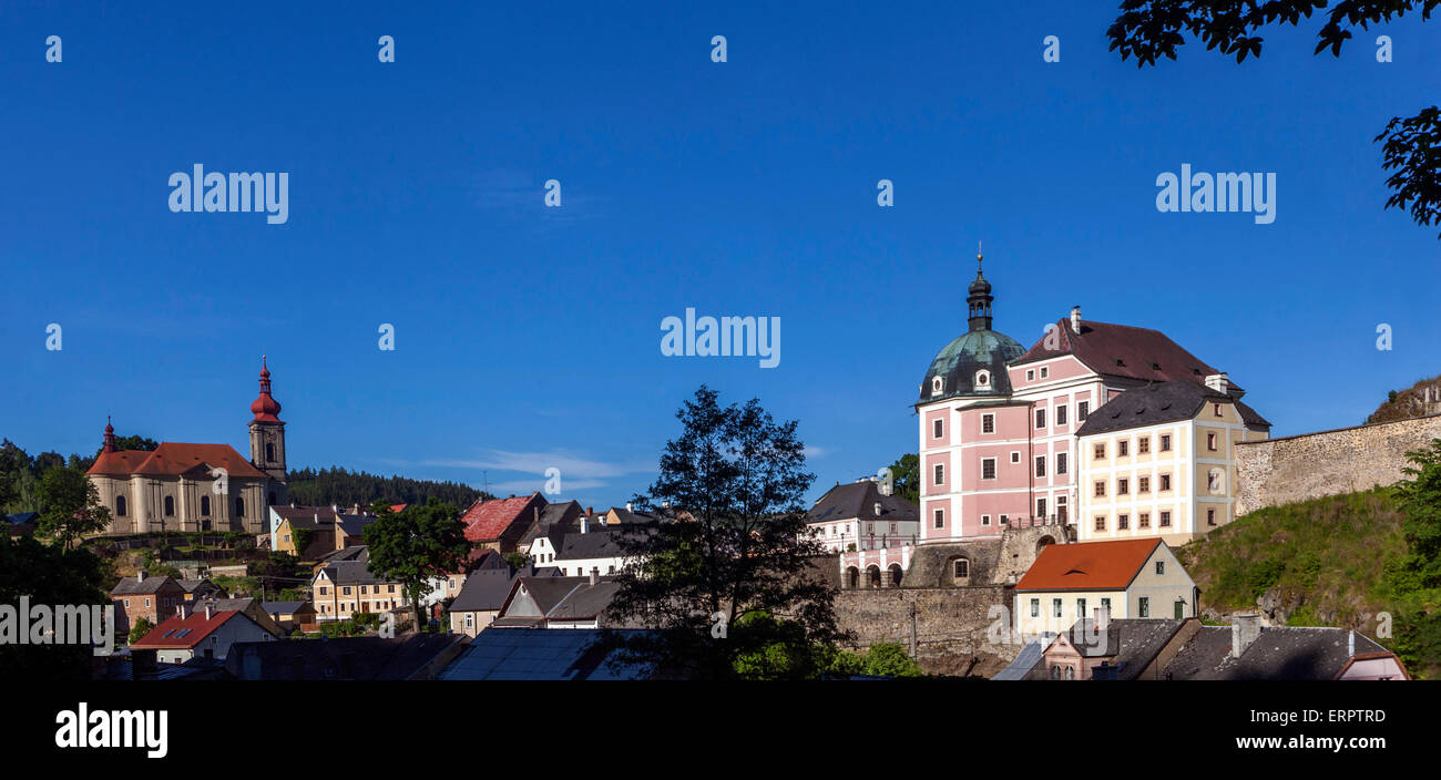 Becov nad Teplou vista panoramica castello Karlovy Vary regione Boemia occidentale Repubblica Ceca, Europa Foto Stock