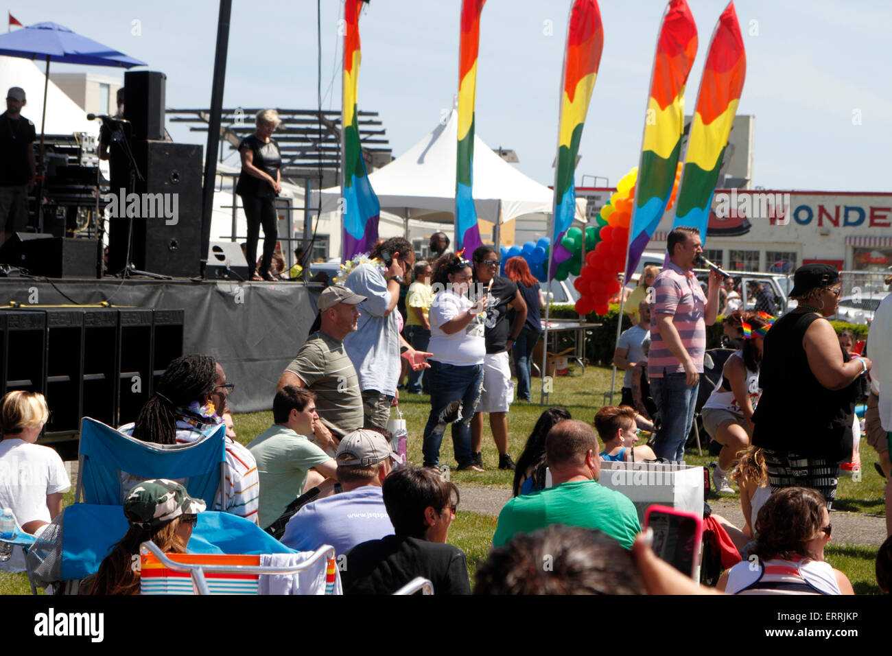 I partecipanti a Jersey Gay Pride Festival Foto Stock