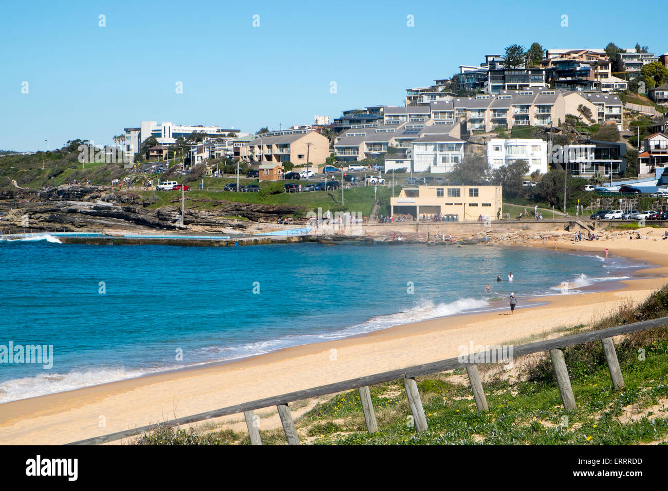 Guardando verso sud lungo il sud Curl Curl beach verso Sydney.Curl Curl è un sobborgo a Sydney le spiagge del nord vicino a freshwater,l'australia Foto Stock