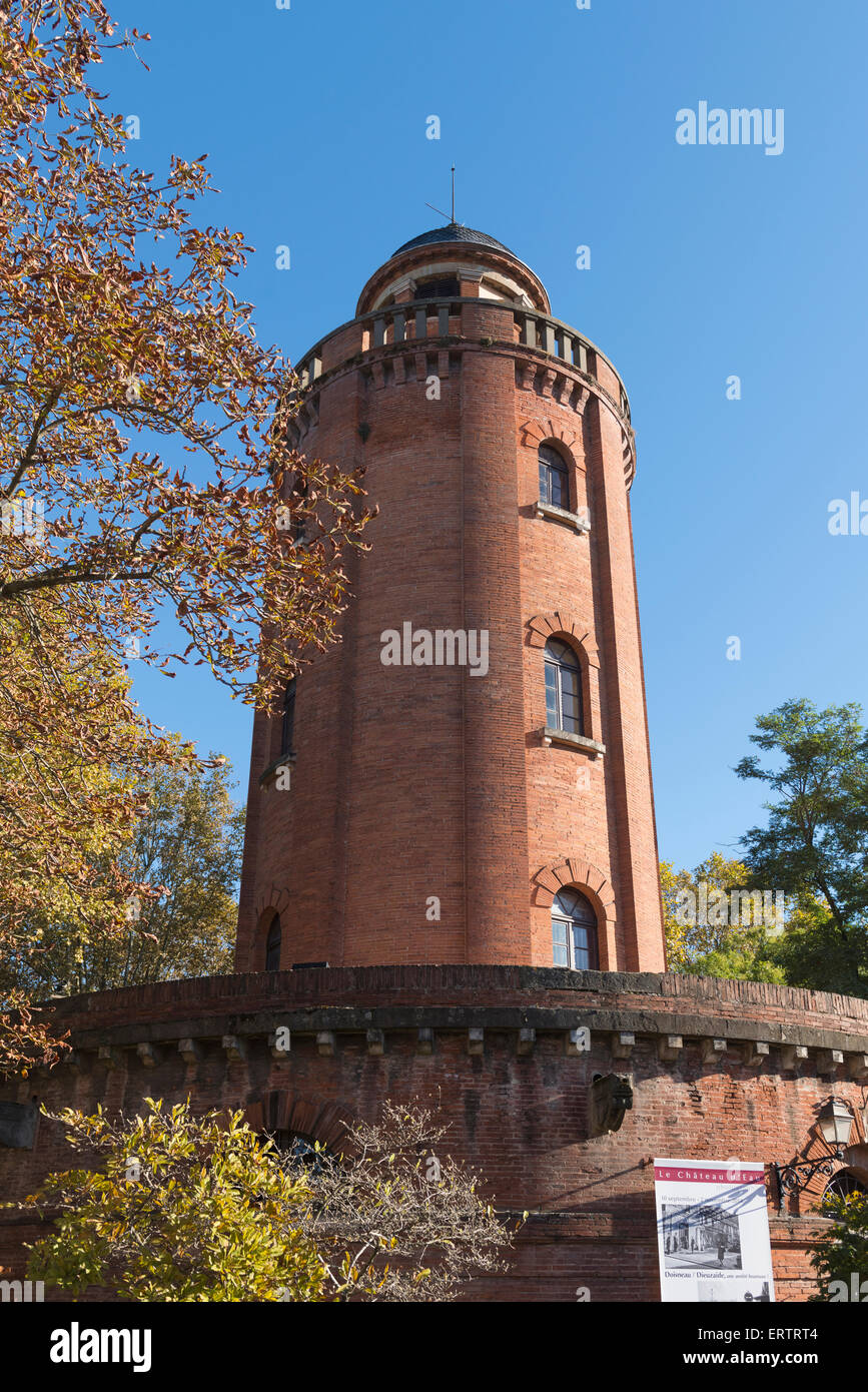 Vecchia Torre di acqua o Chateau d'Eau a Tolosa, in Francia, in Europa - ora una fotografia galleria d'arte Foto Stock