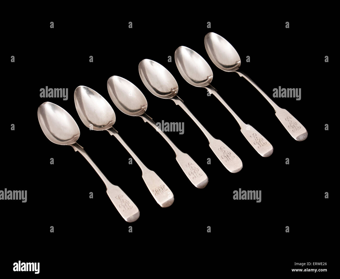 Selezione del Vittoriano di antiquariato argento Sterling cucchiai da Robert, James & Giosia Williams, distingueranno Exeter 1847 Foto Stock