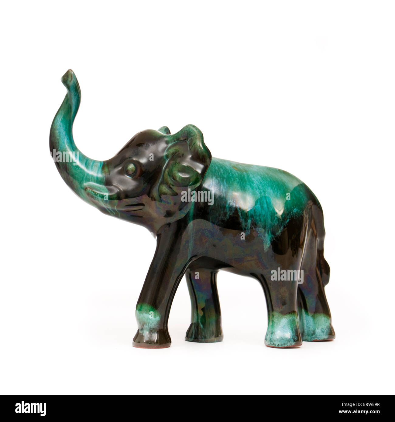 Blue Mountain ceramica (Canada) ceramica smaltata elefante. Blue Mountain è stato il Canada è il più grande produttore di oggettistica in ceramica. Foto Stock