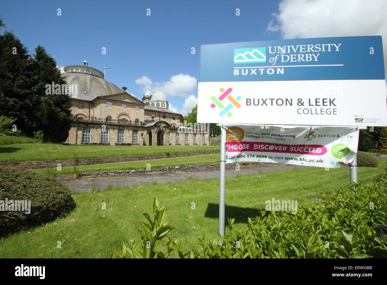 Esterno del Devonshire Dome - casa all'Università di Derby, Buxton campus e Buxton & Porro College, England Regno Unito Foto Stock