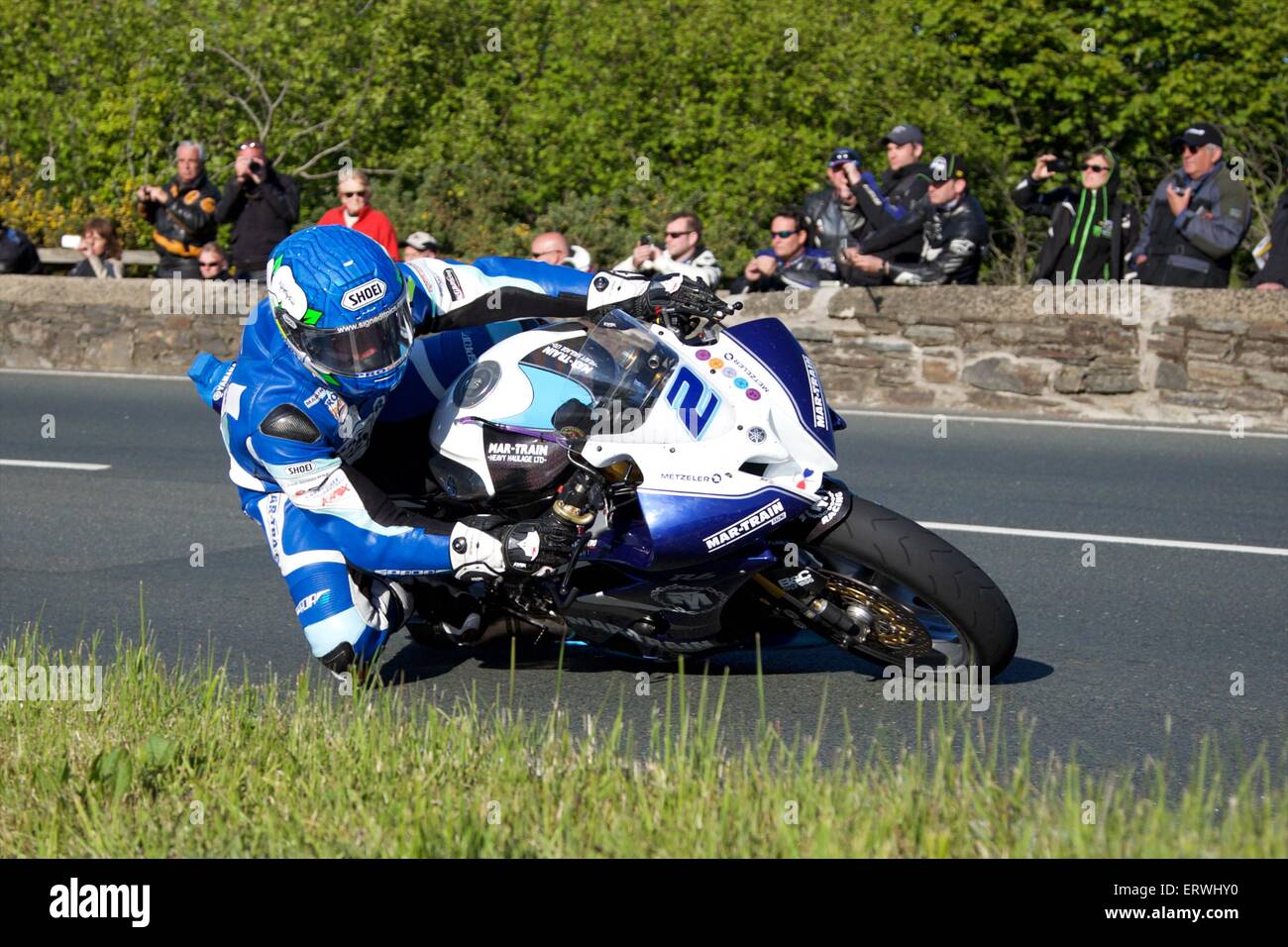 Douglas, Isola di Man 8 Giugno, 2015. 2015 Isola di Man gare TT. Dean Harrison in azione durante il TT gara Supersport. Credit: Azione Plus immagini di sport/Alamy Live News Foto Stock