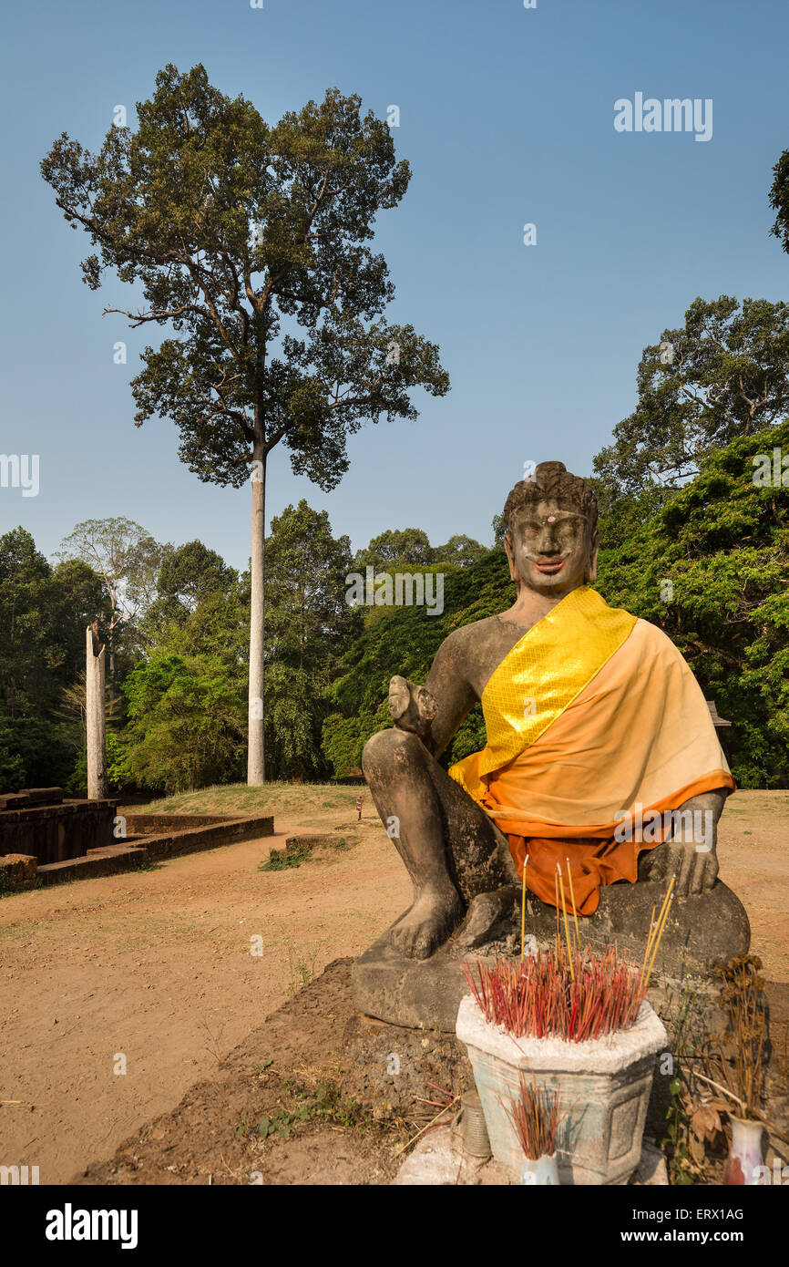 Terrazza del re lebbroso, statua con altare, Angkor Thom, Siem Reap Provincia, Cambogia Foto Stock