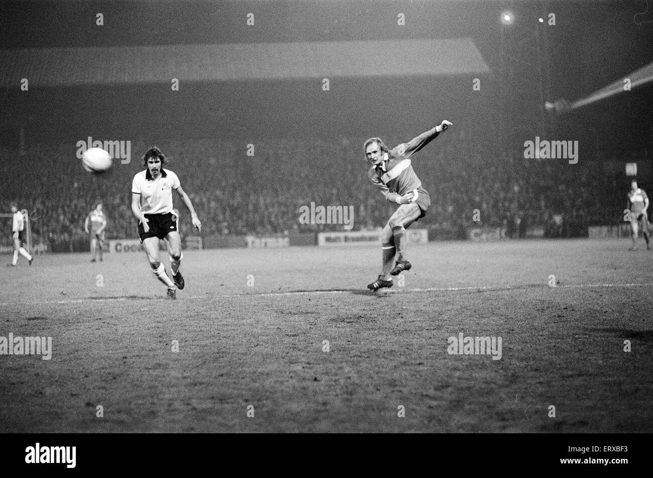 Fulham 0-0 Middlesbrough, Anglo Scottish Cup finale, seconda gamba a Craven Cottage, martedì 9 dicembre 1975. Middlesbrough vincere 1-0 sull'aggregato. Foto Stock