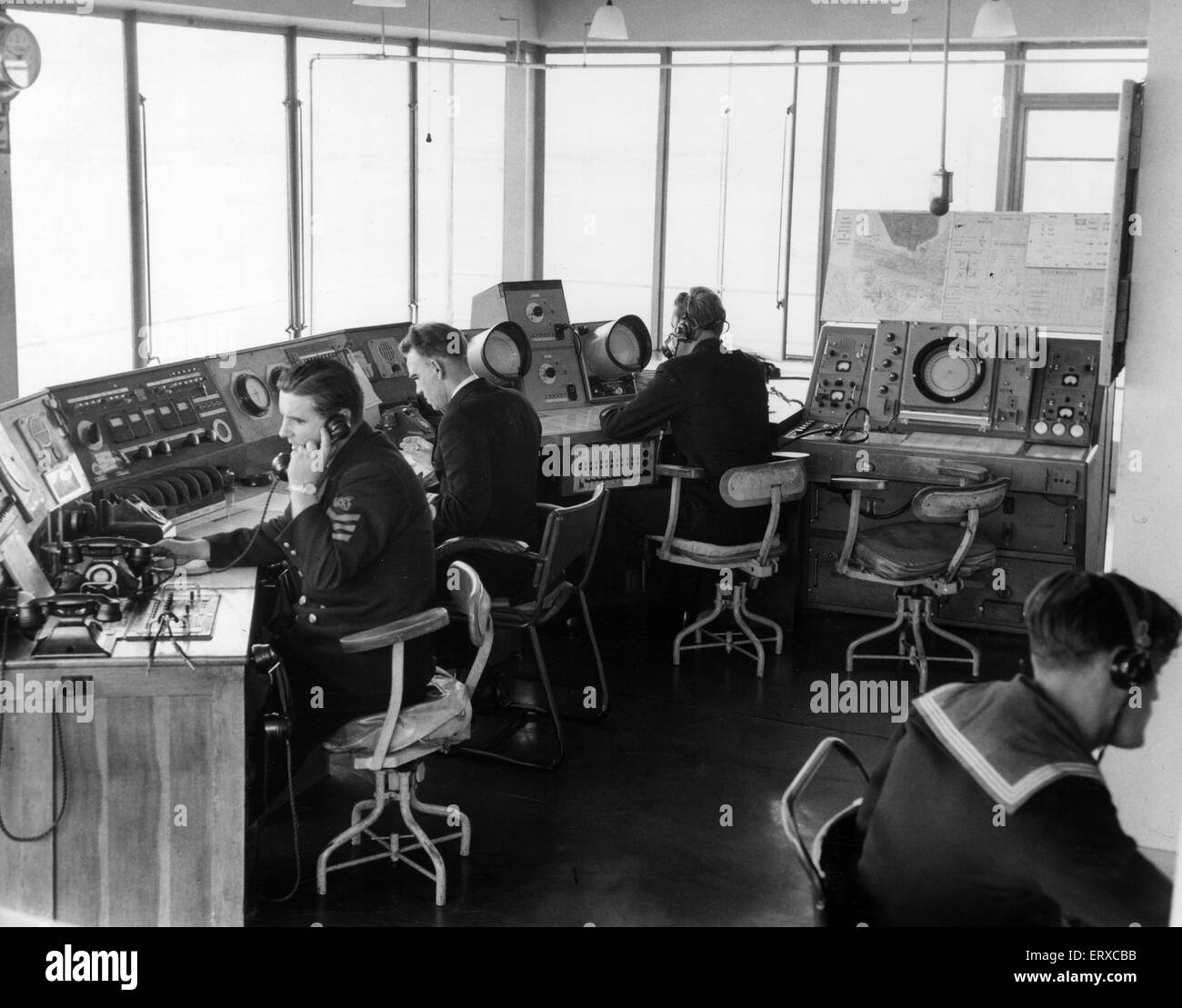 RAF Brawdy, Pembrokeshire, Galles, 14 luglio 1961. La torre centrale, torre di controllo, il controllo del traffico aereo, Naval Air Station, Air Base. Foto Stock