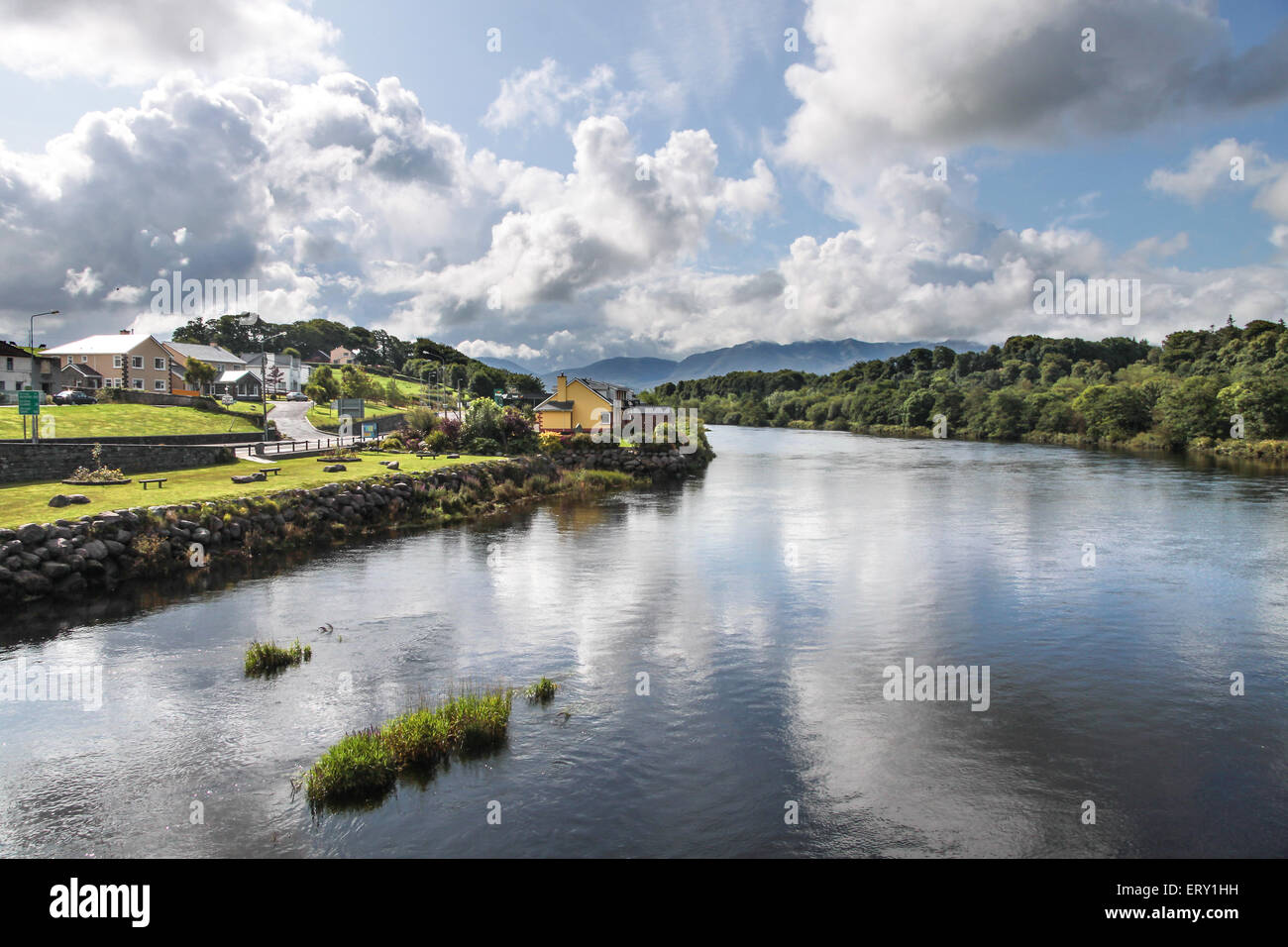 Fiume Laune in Killorglin, nella contea di Kerry, Irlanda Foto Stock